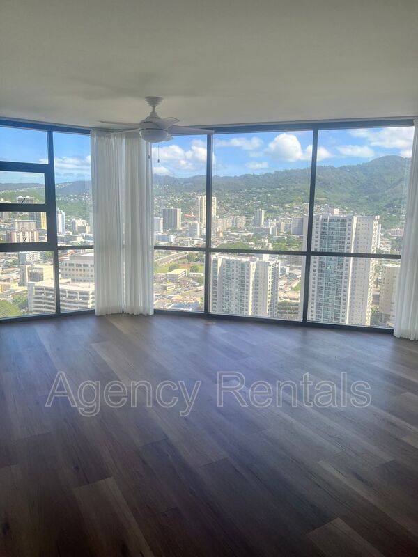 Honolulu Condo: 930 Kaheka St.