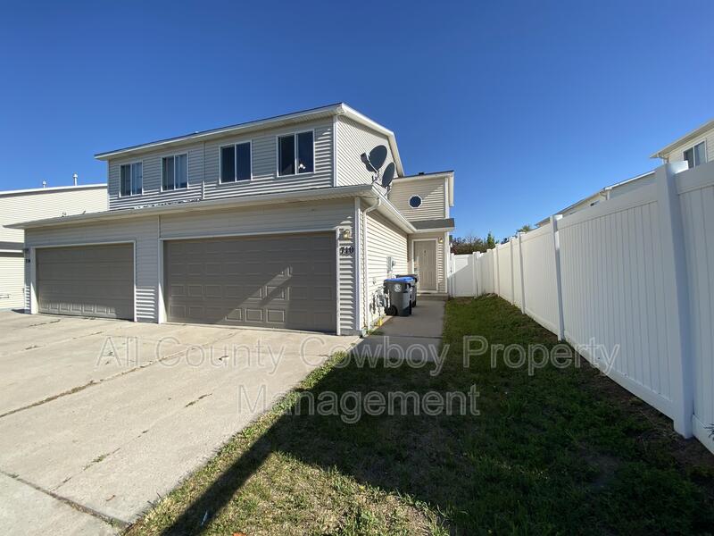 Cheyenne Townhome: 710 W. 2nd Street