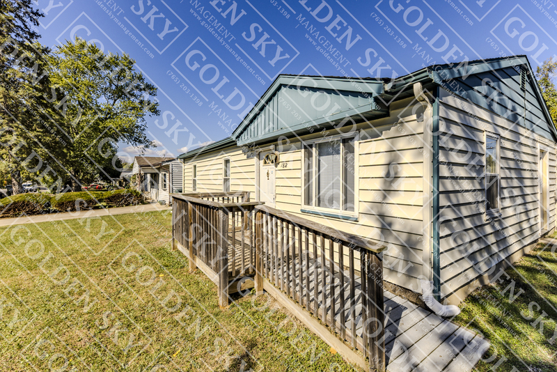 Muncie House: 1812 East Carver Drive