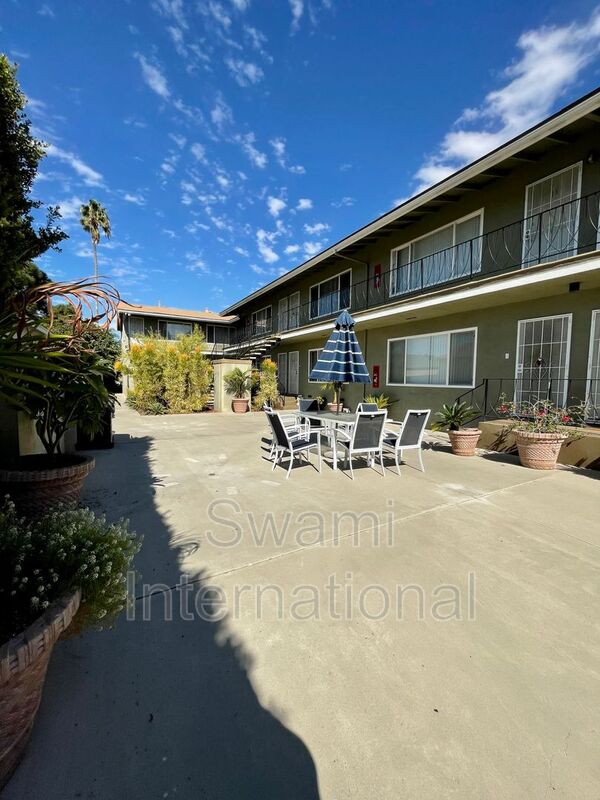 Lomita Condo: 2065 W. 255TH Street.