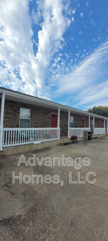 Pleasant Hill Condo: 801 Johnson Cir