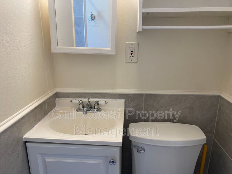 571 Olive Street Unit A FL 34223 - Photo 13