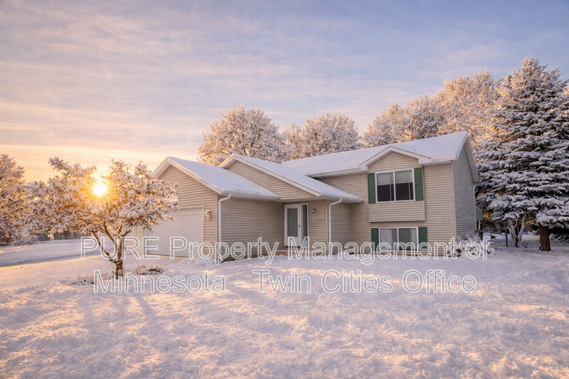 Prescott House: 141 Linden Rd