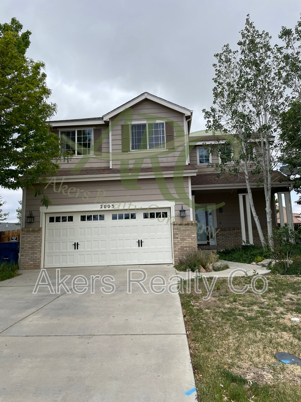 Pueblo House: 2003 Settlers Dr