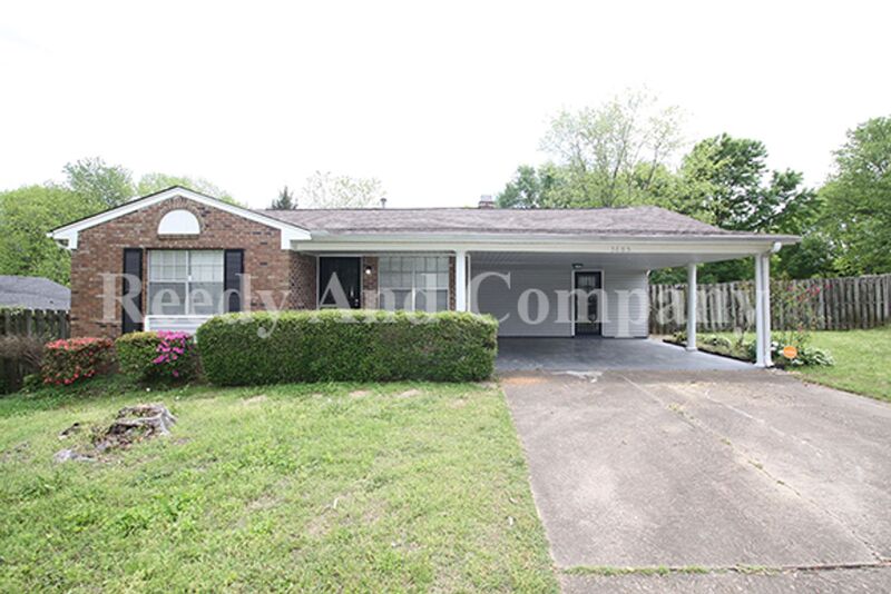 Horn Lake House: 3685 Bryn Mawr Dr
