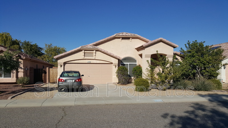 Glendale House: 3908 W Goodman Dr