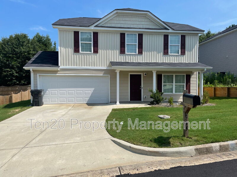 Phenix City House: 365 Partisan Dr