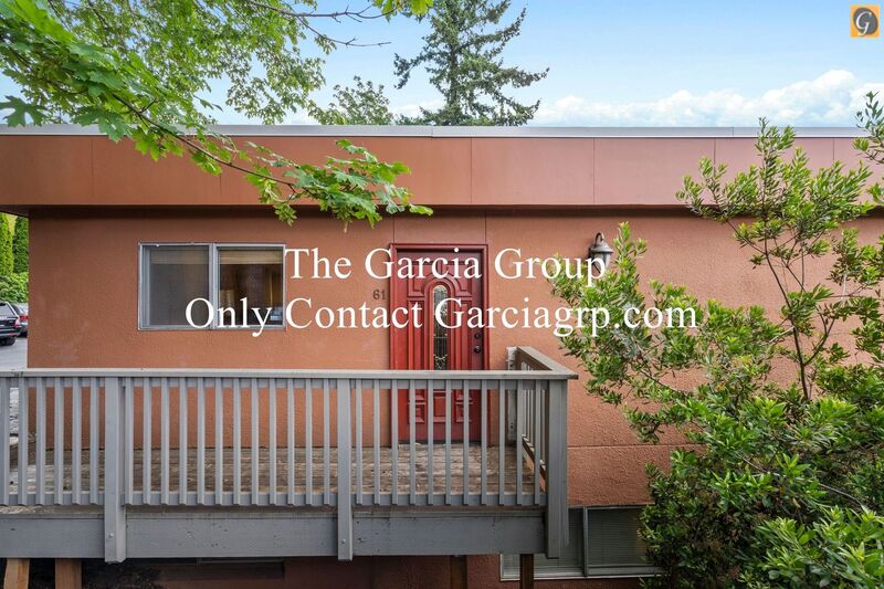 Portland Condo: 843 SW Broadway Dr.