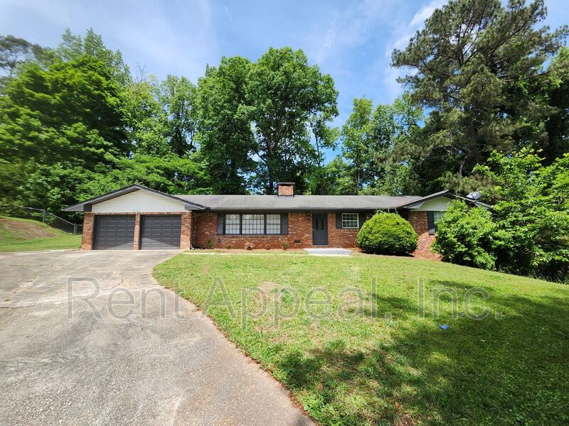 Decatur House: 2362 Springrun Ct