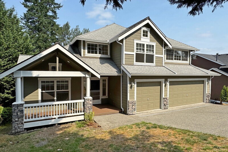 Redmond House: 10234 186th Ct NE