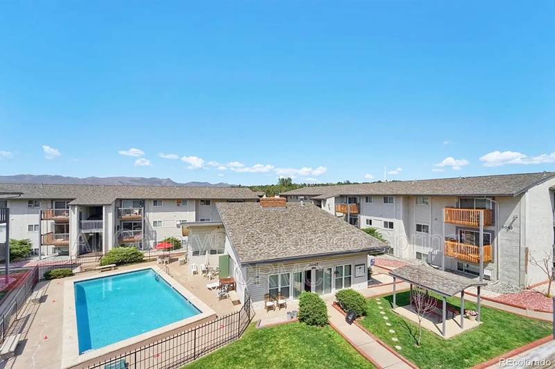 Main Rental Photo 11