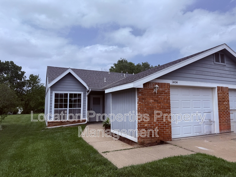 Lawrence Condo: 1404 East 21st Terrace - 1