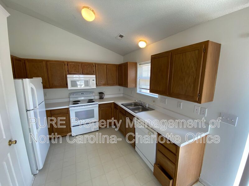 Charlotte House: 4111 Bryan Furr Drive