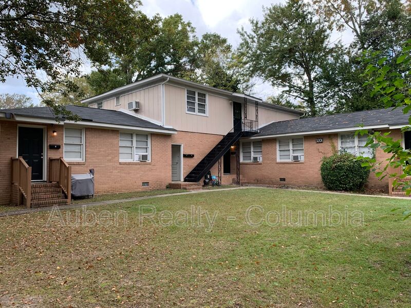 Request a Viewing for 3201 Wilmot Avenue, Apartment 2 Tenant Turner