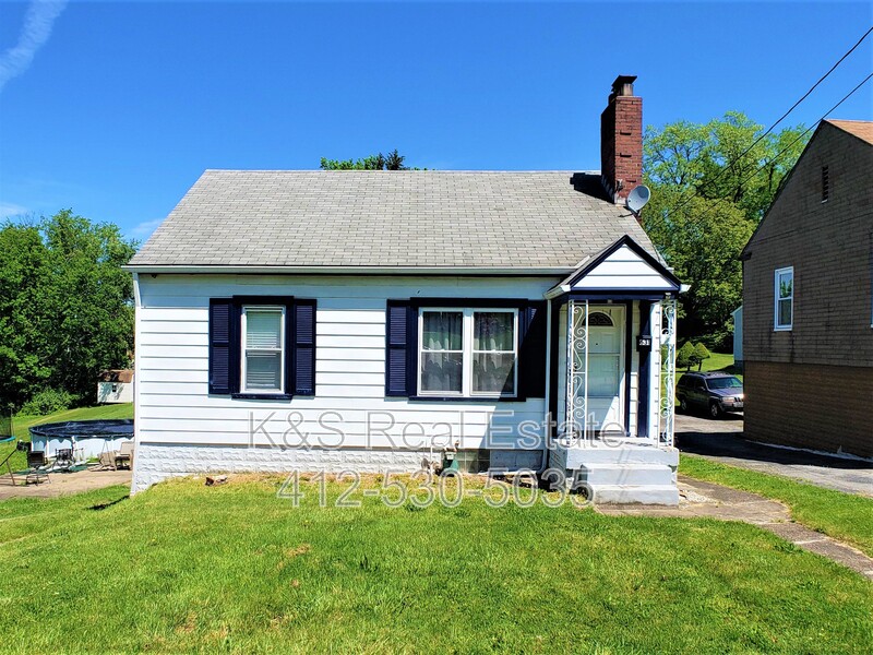West Mifflin House: 631 Kenny Street