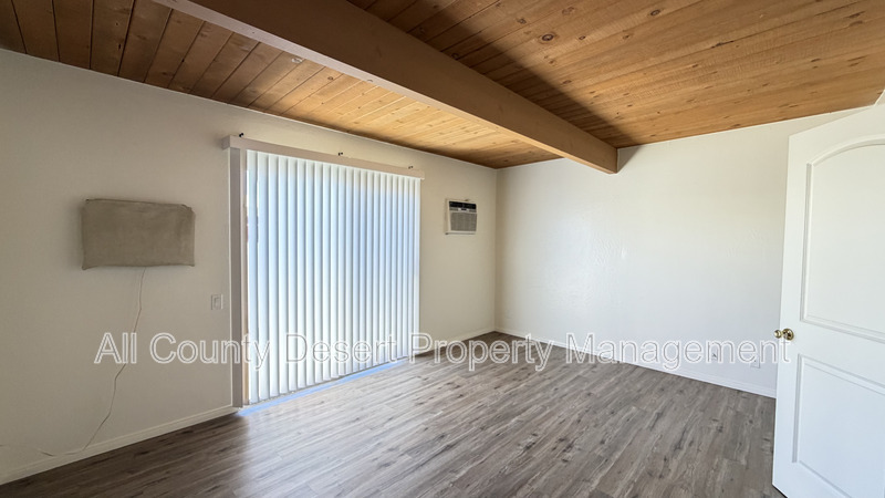 Main Rental Photo 15
