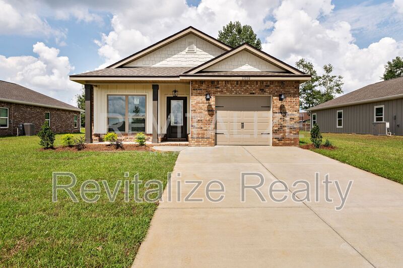 Foley House: 13330 Shea Circle