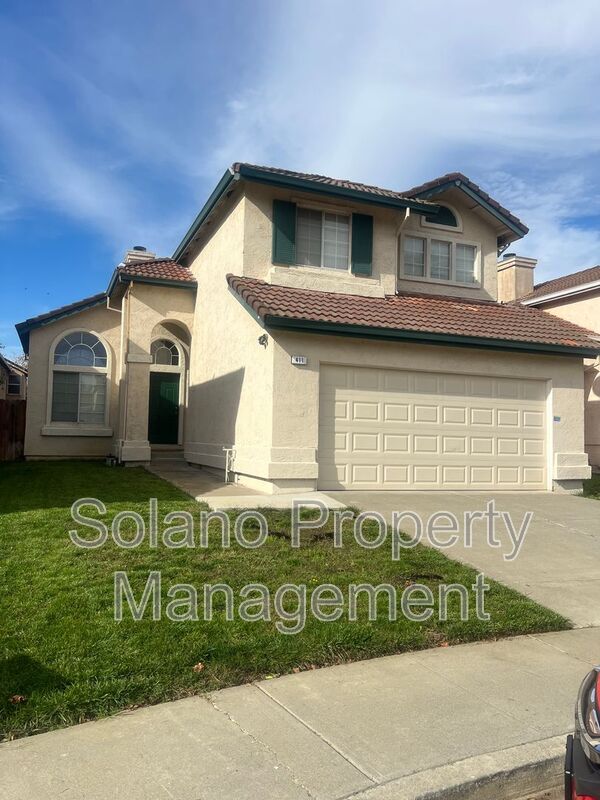 Suisun City House: 411 Dickey Ct.