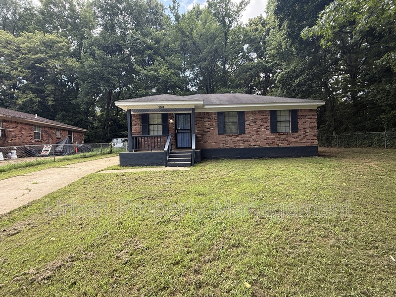 Memphis House: 3501 Hicky St