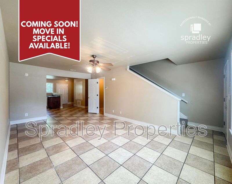 Belton Townhome: 1033 North Wall St