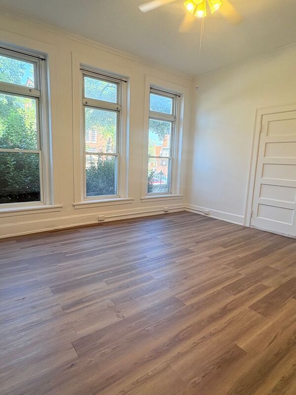 Baltimore Condo: 3037 N Calvert St