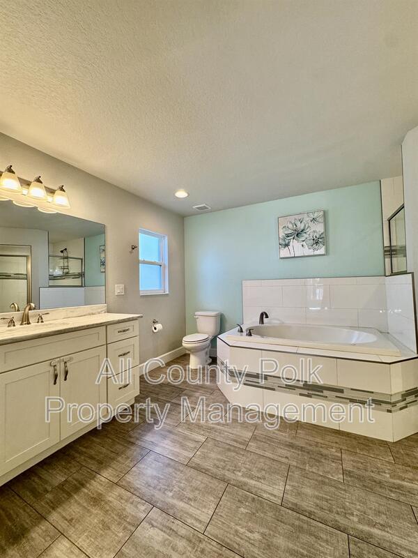 Main Rental Photo 17