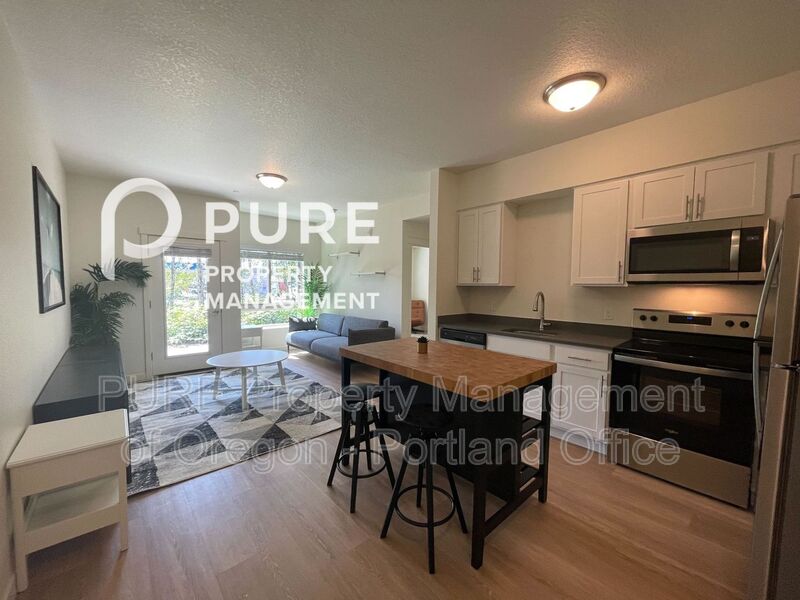 Fairview House: 22025 NE Halsey St