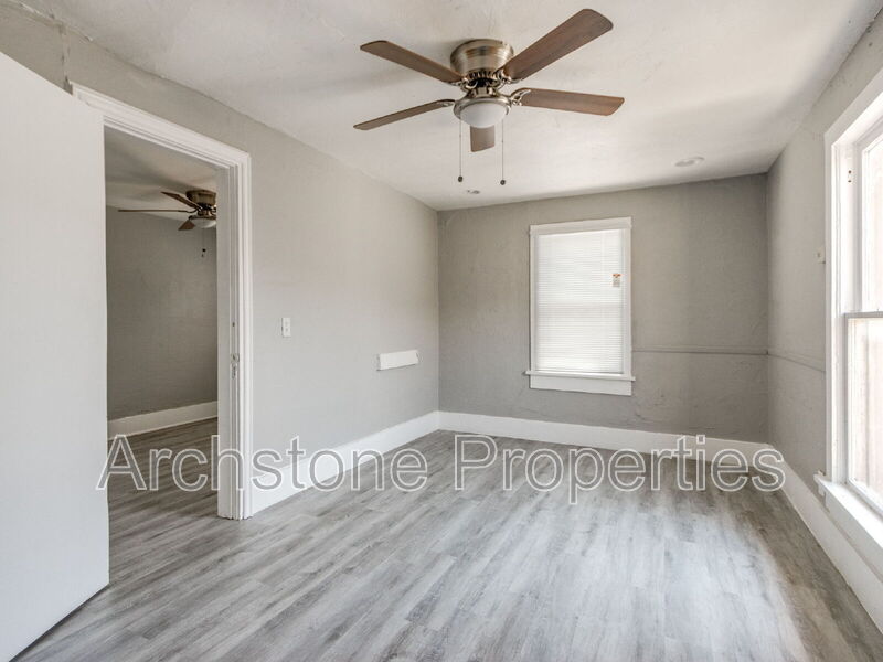 Oklahoma City Condo: 4407 North Military Avenue