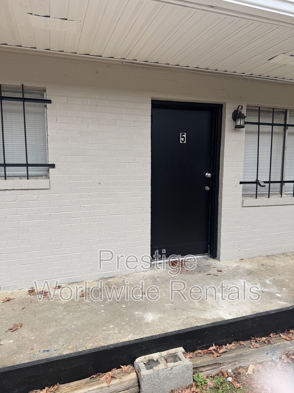 Phenix City Condo: 1718 Knowles Road - 4