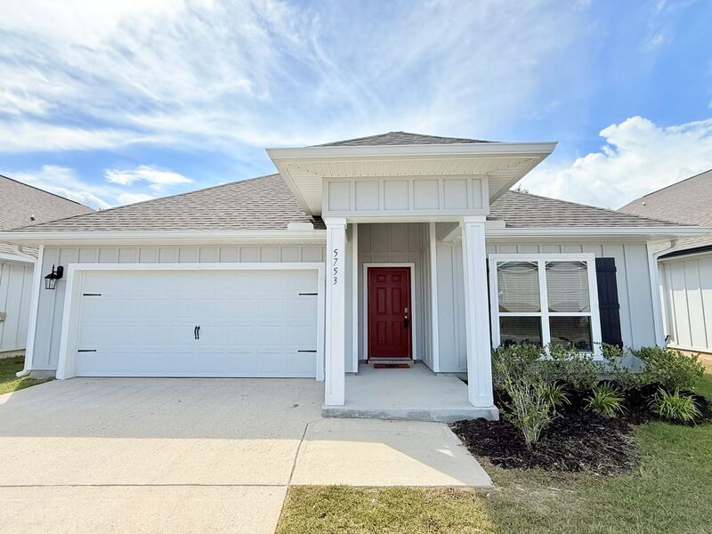 Pace House: 5753 Danbury Blvd.