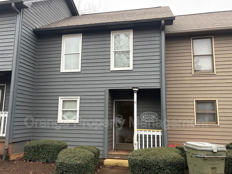 Clemson House: 343 Old Greenville Hwy Apt. 14