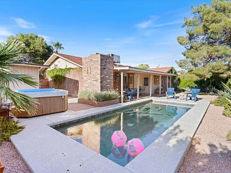 Scottsdale House: 8401 Bonita Dr