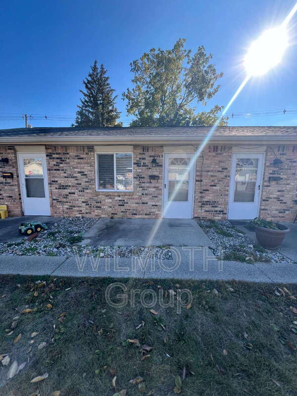 Lebanon Condo: 318 North Clark Street