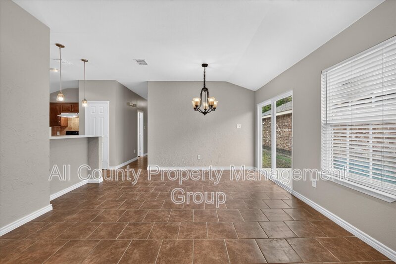 Main Rental Photo 4