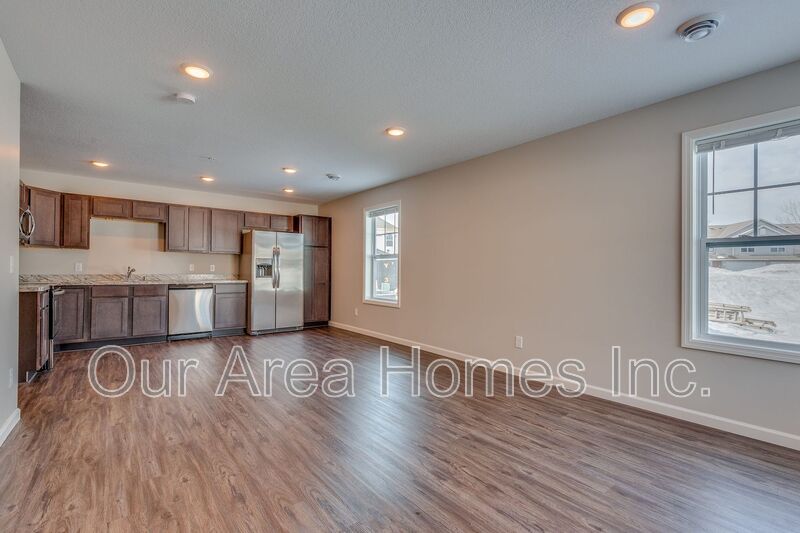 Zimmerman House: 12648 Pond View Rd