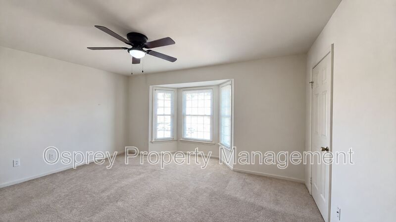 End-Unit 3 Bedroom Townhome!  - Photo 18