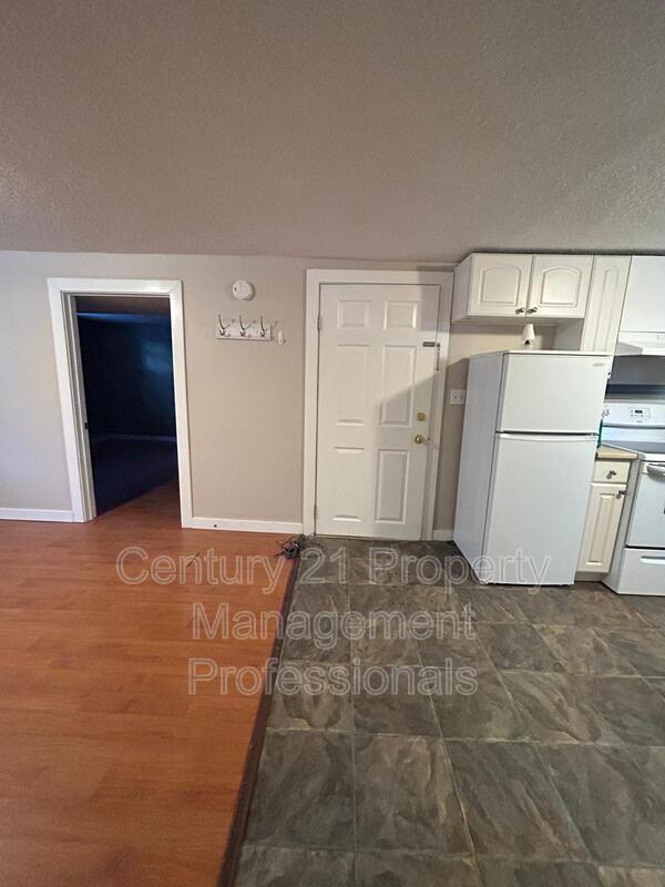 Edmonton Condo: 11318 105 St