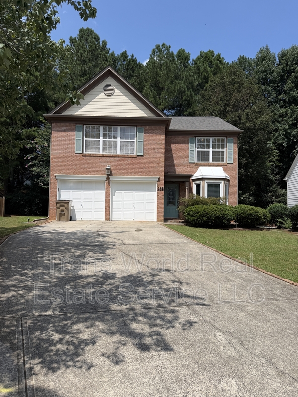 Alpharetta House: 485 Chippenham Court