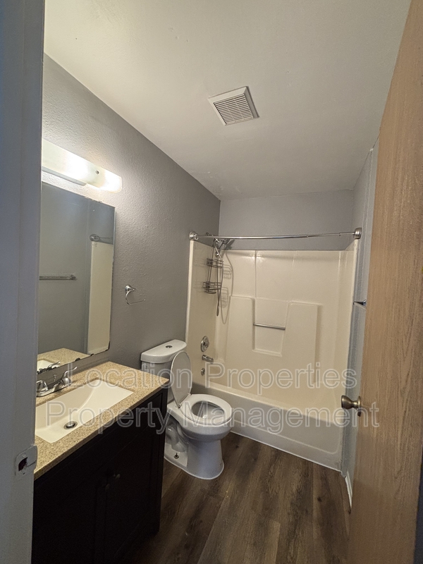 503 Colorado Street #1 - 503 #1, Lawrence, Kansas rental photo 10 of 13