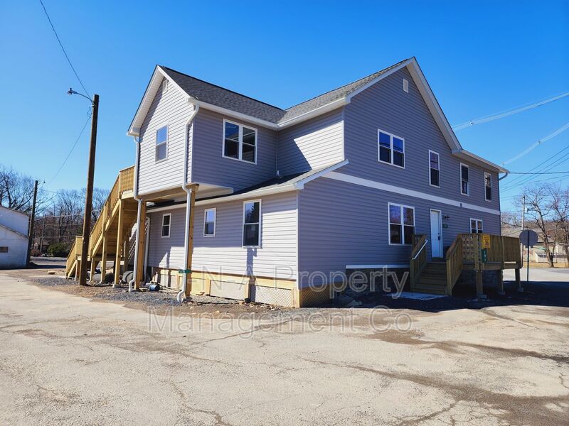 Pocono Summit Condo: 191 Summit Ave