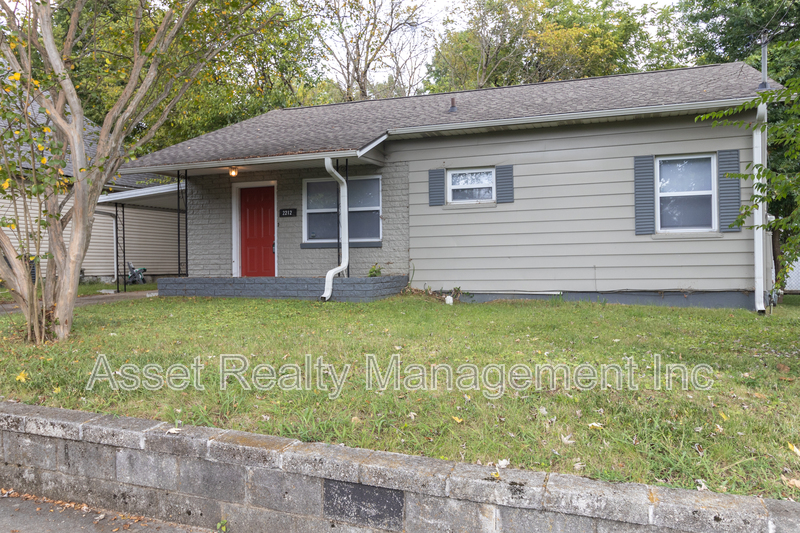 Knoxville House: 2212 Harvey Street