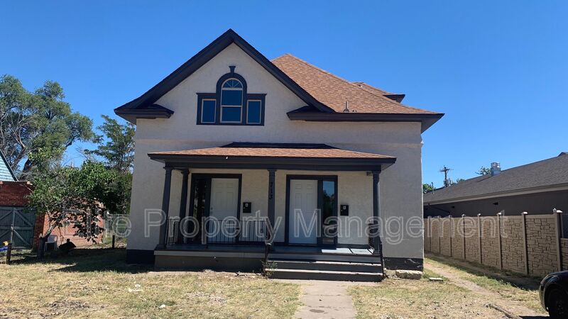 Pueblo Condo: 713 W Abriendo Ave