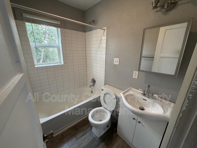 Main Rental Photo 9
