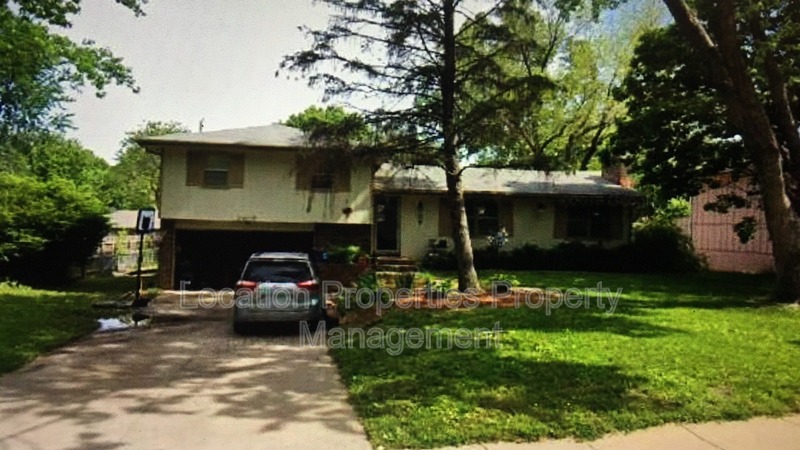 2916 Sagebrush Drive, Lawrence rental