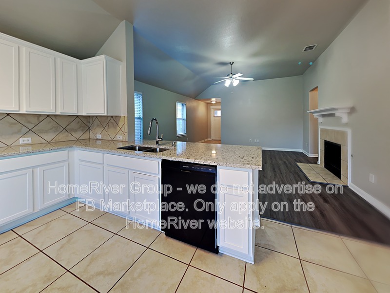 Little Elm House: 2349 Aurora Dr