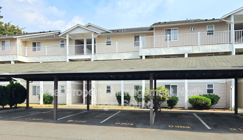 Marysville Condo: 11811 State Ave
