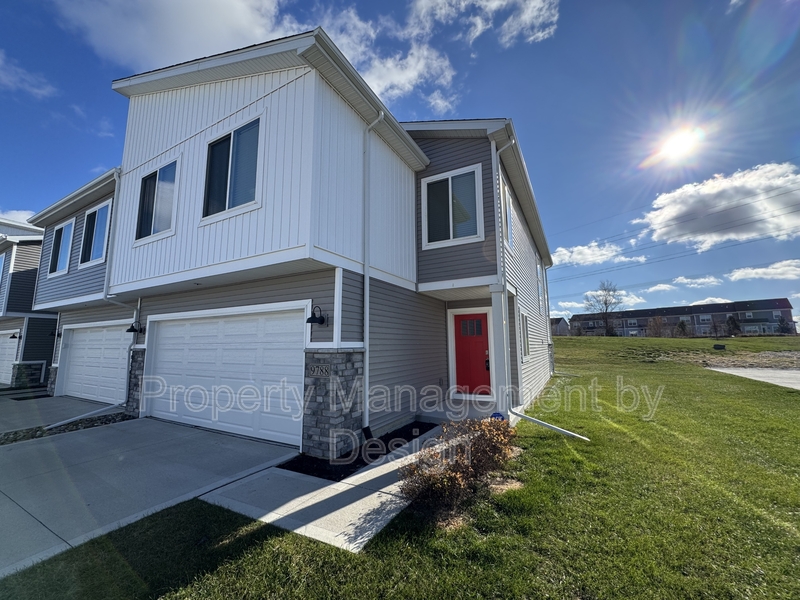 West Des Moines Condo: 9788 Crestview Drive