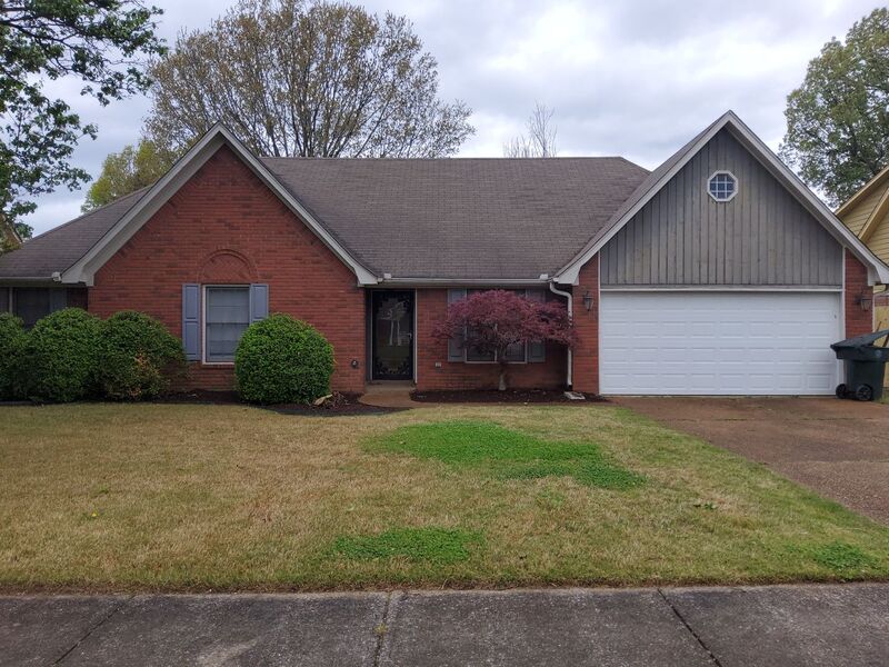 Bartlett House: 3029 Milkyway Dr