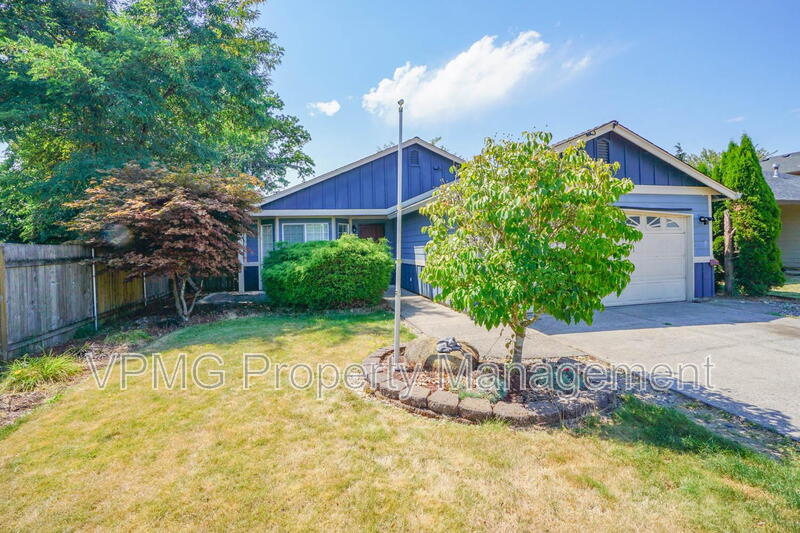 Vancouver House: 7602 NE 159th Ave