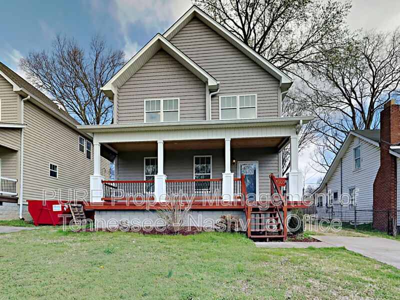 Nashville House: 303 Gatewood Avenue